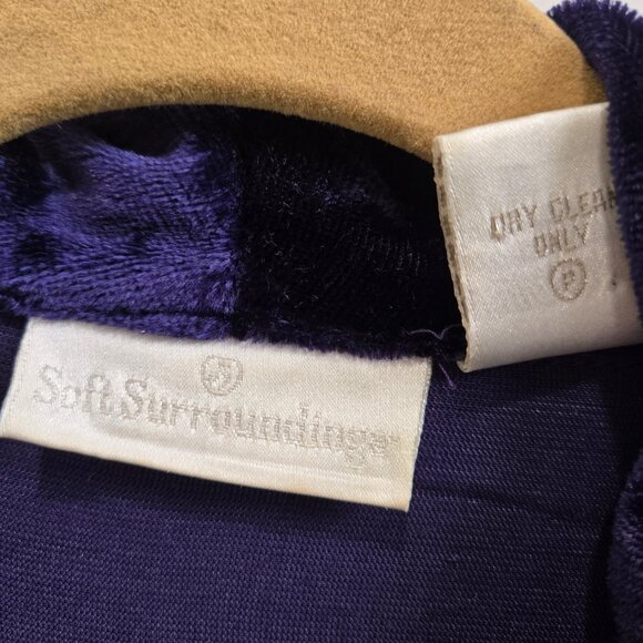 Vintage Soft Surroundings Purple Rayon Embroidered Robe - Picture 4 of 11